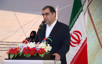 غلظت سیاسی در مشهد خدمت را به حاشیه برده است