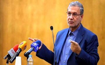  هرگونه تغییر در دولت را تکذیب می‌کنم