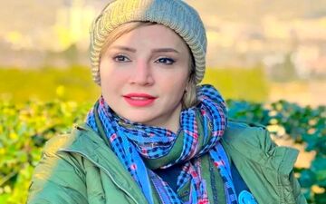 پوشش منشوری شبنم قلی خانی در پارک / بدون شلوار اما زیبا!
