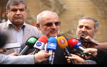 حاجی‌میرزایی: اولویت آموزش وپروش برگزاری آزمون حضوری است/اشکالات فنی شاد برطرف شد

