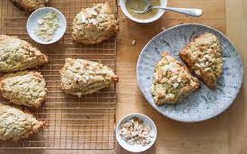 طرز تهیه اسکون نارگیلی | واقعا خوشمزه س!