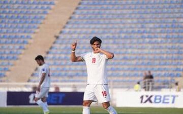 رقابت استقلال و فولاد برای جذب یک مهاجم