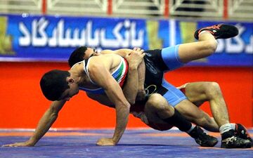 جلسه مدیر تیم‌های ملی کشتی با کادرفنی تیم‌های پایه برای مسابقات جهانی