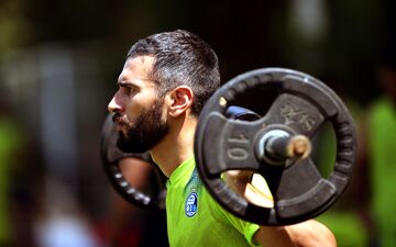 حضور این بازیکن در تمرین استقلال مهم است