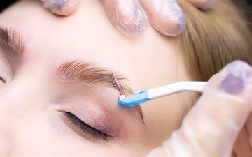 همه چیز درباره لیفت و لمینت ابرو + آموزش و مراقبت از آن
