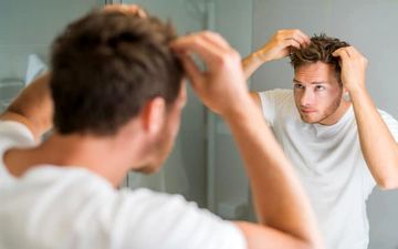 چگونه موهای خود را سالم نگه دارید؟ ۱۴ نکته‌ی کاربردی برای مردان
