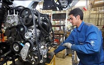  دولت باید در صنعت خودروزسازی، اصل ۴۴ را به درستی اجرا کند