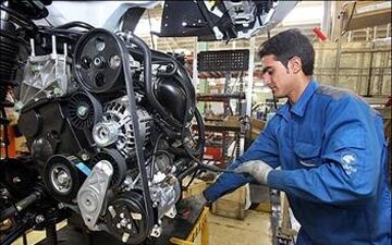  دولت باید در صنعت خودروزسازی، اصل ۴۴ را به درستی اجرا کند