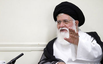امام جمعه مشهد:
دشمن به فکر ایجاد فتنه در سال ۹۸ است

