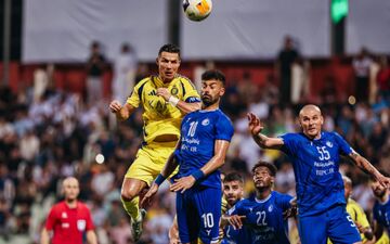 شبی به رنگ آبی؛ استقلال با پیراهن جدید به مصاف النصر می‌رود!
