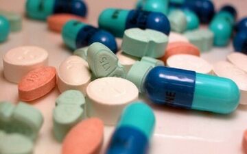 سوءاستفاده از اعتبار پزشک معروف پوست در تلگرام