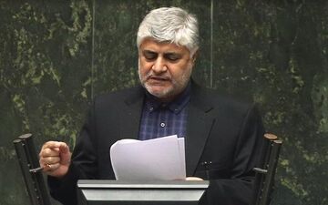 
امروز داشتن مسکن برای مردم به رویا تبدیل شده است
