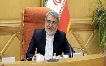 وزیر کشور: استانداران و روسای دانشگاههای علوم پزشکی در خط مقدم مقابله با کرونا هستند