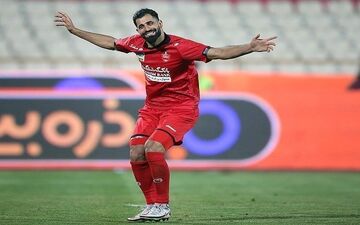حسین کنعانی در نقش انگری برد در دربی!