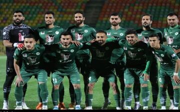 ربیعی 11 بازیکن ذوب‌آهن مقابل شمس‌آذر را اعلام کرد