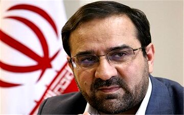 "احمد عباسی" در حمایت از "رئیسی" از کاندیداتوری انصراف داد 