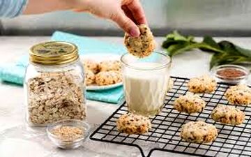 طرز تهیه کلوچه خرمایی با ماست!