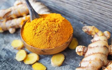 دمنوش زردچوبه و زنجبیل| فواید دمنوش زردچوبه و زنجبیل را بدانید