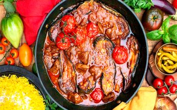 راز پخت خورشت بادمجان مجلسی مثل رستوران ها! / طرز تهیه خورشت بادمجان مجلسی (ویدئو)