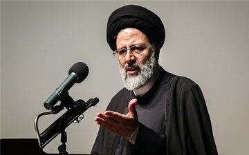 رئیسی: در جامعه اسلامی نباید یکی کاخ‌نشین باشد و یکی کوخ‌نشین + فیلم