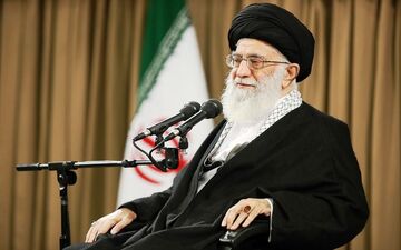 معلمان و فرهنگیان با رهبر انقلاب دیدار کردند
