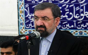 محسن رضائی: دولت‌ها نگاه به بیرون مرزها را متوقف کنند؛ امید دشمن به ضعف اقتصاد ایران