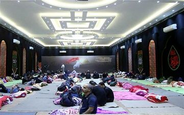 اسکان شبانه زائران اربعین در کمیته امداد شهر حمیل کرمانشاه