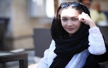  نیکی کریمی تک و تنها با «آتابای»