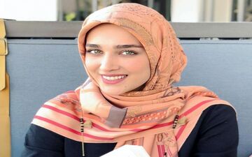 آناشید حسینی در لباس عروس|بیوگرافی آناشید حسینی