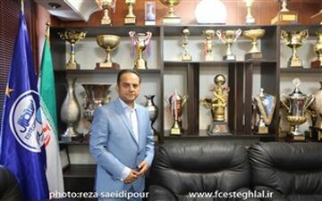  هرکمکی از دست بربیاید انجام می دهم/دلم برای تنهایی استقلال سوخت