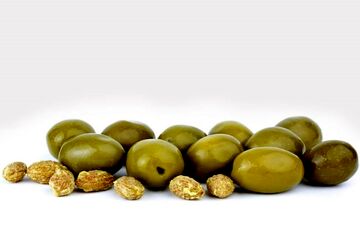 هسته زیتون گنجی پنهان که آن را دور میریزیم
