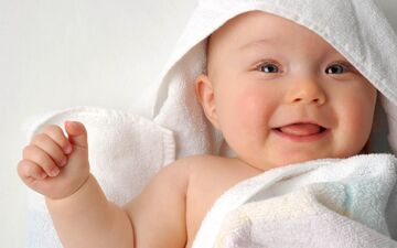 بازیگر معروف با اسپرم پسرش باردار شد + عکس و جزئیات شرم آور