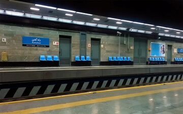  خانمی میانسال درایستگاه مترو از مرگ نجات یافت
