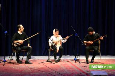 برگزاری عصر شعر و موسیقی بهار در تالار وحدت و تجلیل از روسای انجمن‌های ادبی 