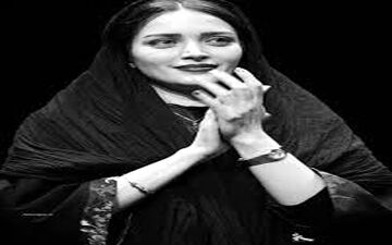 سلفی بهنوش طباطبایی با پوشش و حجابی متفاوت 