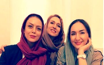 تیپ و ژست هانیه توسلی و شبنم فرشادجو در کاشان (عکس)