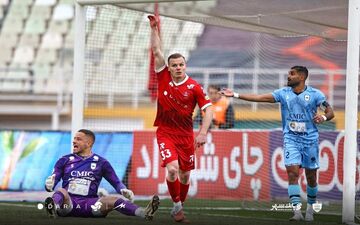 پرسپولیس برای فسخ قرارداد دنیل گرا به توافق نزدیک می‌شود