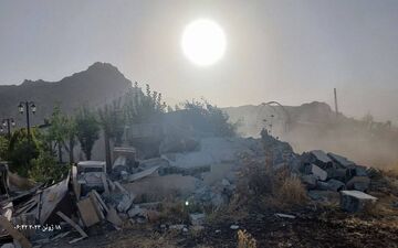 قلع و قمع 2451 متر‌مربع ساخت و ساز غیرمجاز در اراضی ملی شهرستان کرمانشاه


