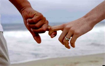 می خوای بدونی مرد مورد علاقه ات وفادار است یا نه؟ ببین این ویژگی ها رو داره با نداره!