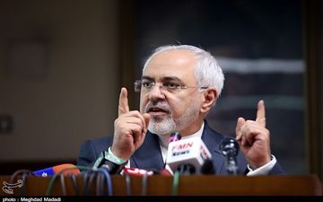 توئیت ظریف درباره هزینه‌های "جنگ به اصطلاح علیه ترور آمریکا"