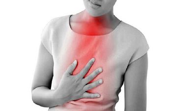 اسید معده چیست؟ آشنایی با علائم کاهش اسید معده