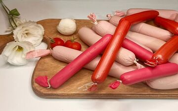 دستور تهیه سوسیس و کالباس خانگی بدون نگهدارنده