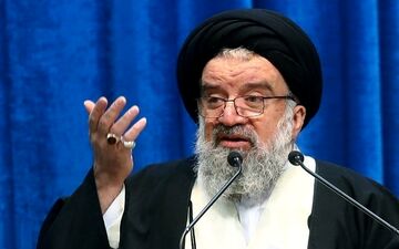 حجت الاسلام خاتمی:‌ بحران اوکراین نتیجه فضولی‌های آمریکا است/ نقطه نهایی مذاکرات لغو همه تحریم‌ها است