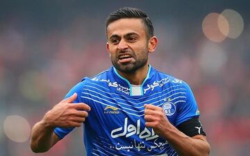 خبر خوش نقل و انتقالاتی برای استقلالی ها/ ستاره استقلال ماندنی شد