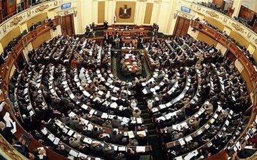  استعفای نماینده پارلمان مصر در اعتراض به واگذاری تیران و صنافیر به عربستان 