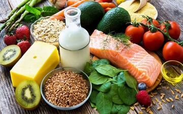 برای دفع آلودگی هوا از بدن خود این مواد غذایی را حتما بخورید/ دفع سرب با خوردن سیب