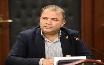 هدف‌گذاری ترخیص ۴۰۰۰ خودرو در منطقه‌ آزاد قصرشیرین تا نوروز ۱۴۰۶