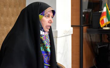 احتمال ریزش سنگی در روانسر هست که جان همشهریان را بگیرد
