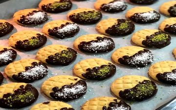 طرز تهیه قرابیه گردو| خیلی ساده درست میشه