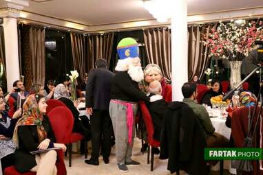 دورهمی شب یلدا کانون سخنوران و مجموعه رسانه های فرتاک 